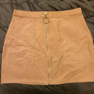 Mauve zip front skirt